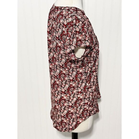 Soho New York‎ & Company Women's Floral Split V-neck 3-Button Blouse Red Medium - Picture 10 of 11